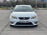 Usado Seat Leon FR 150 CV (110 kW) 2016 Blanco Familiar