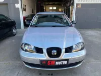 Usado Seat Cordoba 100 CV (73 kW) 2004 Gris / plata Berlina
