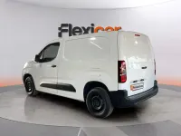 Usado Citroën Berlingo Feel 102 CV (75 kW) 2021 Blanco Monovolumen