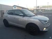 Usado SsangYong Tivoli Limited 128 CV (94 kW) 2016 Gris / plata SUV
