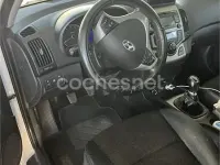Usado Hyundai i30 Comfort 109 CV (80 kW) 2011 Blanco Berlina