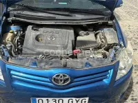 Usado Toyota Auris Active 90 CV (66 kW) 2010 Azul Utilitario