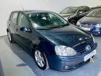 Usado VW Golf V Sportline 140 CV (102 kW) 2007 Gris / plata Berlina
