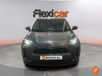 Usado Toyota Yaris Cross Active 116 CV (85 kW) 2024 Gris / plata SUV