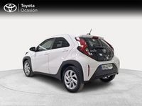 Usado Toyota Aygo X Play 72 CV (52 kW) 2024 Blanco SUV