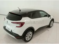 Usado Renault Captur Intens 100 CV (73 kW) 2022 Blanco SUV