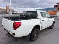 Usado Mitsubishi L200 Intense 167 CV (122 kW) 2010 Blanco Recogida