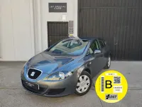 Usado Seat Leon Reference 105 CV (77 kW) 2006 Gris / plata Utilitario