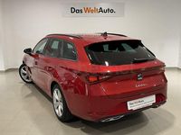 Usado Seat Leon FR 150 CV (110 kW) 2025 Rojo Familiar