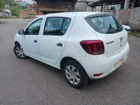 Usado Dacia Sandero Ambiance 75 CV (55 kW) 2017 Blanco Berlina