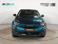 Usado Fiat 600 Mirror 100 CV (73 kW) 2025 Verde oceano SUV