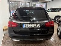 Usado Mercedes C220 170 CV (125 kW) 2015 Negro Familiar