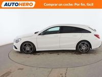 Usado Mercedes CLA180 Shooting Brake AMG line 122 CV (89 kW) 2018 Blanco Familiar