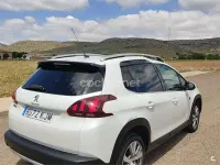 Usado Peugeot 2008 Crossway 120 CV (88 kW) 2018 Blanco SUV