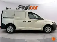Usado VW Caddy 102 CV (75 kW) 2021 Blanco Monovolumen