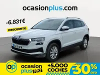 Usado Skoda Karoq Selection 115 CV (84 kW) 2024 Blanco SUV