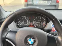 Usado BMW 118 122 CV (89 kW) 2005 Negro Utilitario