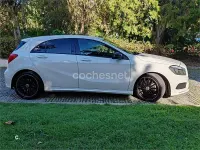Usado Mercedes A180 AMG line 109 CV (80 kW) 2013 Blanco Berlina