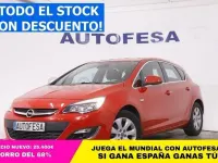 Usado Opel Astra Selective 140 CV (102 kW) 2015 Rojo Berlina