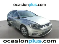 Usado VW Golf Sportsvan Advance 115 CV (84 kW) 2017 Gris plata Monovolumen