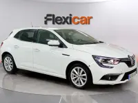 Usado Renault Mégane IV Zen 132 CV (97 kW) 2017 Blanco Berlina