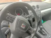 Usado Seat Exeo Sport 170 CV (125 kW) 2014 Negro Berlina