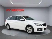 Usado Peugeot 308 SW Active 131 CV (96 kW) 2021 Blanco Familiar