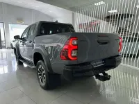 Usado Toyota HiLux Sport 204 CV (150 kW) 2024 Gris Pickup/Camioneta