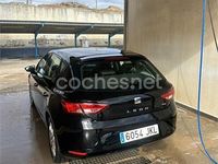 Usado Seat Leon Reference 105 CV (77 kW) 2015 Negro Berlina