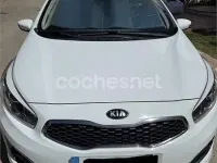 Usado Kia Ceed Plus 100 CV (73 kW) 2017 Blanco Utilitario
