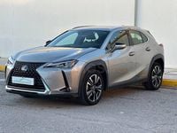 Usado Lexus UX 184 CV (135 kW) 2021 Gris / plata SUV