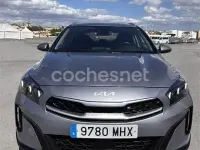 Usado Kia XCeed 141 CV (103 kW) 2023 Gris / plata SUV