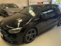 Usado Mercedes B200 150 CV (110 kW) 2024 Negro Utilitario