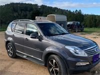 Usado Ssangyong (KGM) Rexton Limited 178 CV (130 kW) 2017 Gris / plata SUV