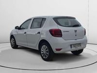 Usado Dacia Sandero Acces 73 CV (53 kW) 2019 Blanco Utilitario