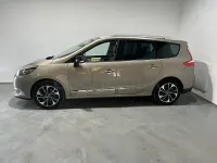 Usado Renault Grand Scénic Bose Edition 130 CV (95 kW) 2015 Beige Monovolumen