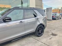 Usado Land Rover Discovery 5 SE Dynamic 350 CV (257 kW) 2024 Gris / plata SUV