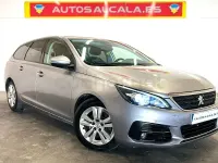 Usado Peugeot 308 SW Access 100 CV (73 kW) 2019 Gris / plata Familiar