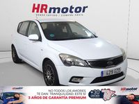 Usado Kia Ceed Style 90 CV (66 kW) 2010 Gris Utilitario
