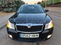 Usado Skoda Octavia Active 105 CV (77 kW) 2012 Negro Berlina
