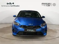 Usado Kia Ceed 101 CV (74 kW) 2024 Azul Utilitario