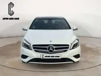 Usado Mercedes A180 AMG line 109 CV (80 kW) 2014 Blanco Utilitario
