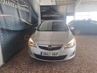 Usado Opel Astra Edition 110 CV (80 kW) 2012 Gris / plata Berlina