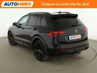 Usado VW Tiguan R-line 150 CV (110 kW) 2023 Negro SUV
