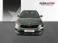 Usado Skoda Kamiq Selection 115 CV (84 kW) 2025 Gris / plata SUV