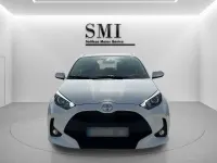 Usado Toyota Yaris Business Edition 69 CV (50 kW) 2022 Blanco Utilitario