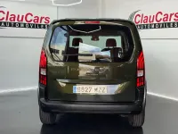 Usado Peugeot Rifter Allure 100 CV (73 kW) 2025 Verde Monovolumen