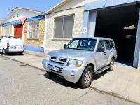 Usado Mitsubishi Montero Intense 160 CV (117 kW) 2008 Gris / plata SUV