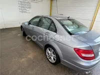 Usado Mercedes C220 Avantgarde 170 CV (125 kW) 2011 Gris / plata Berlina