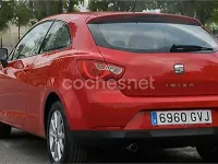 Usado Seat Ibiza SC Style 90 CV (66 kW) 2010 Rojo Utilitario